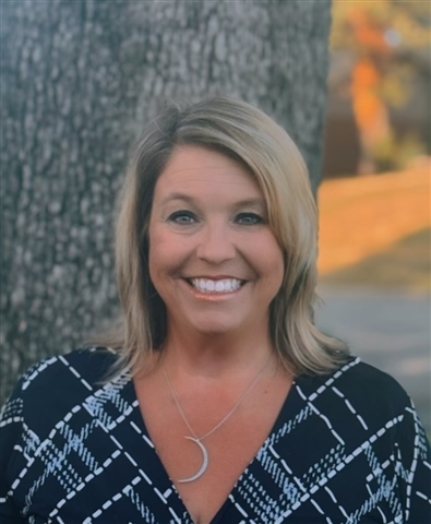 Profile picture of Chrystin Bennett