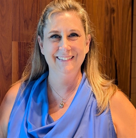 Profile picture of Donna Holmes