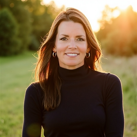 Profile picture of Lori Holloway