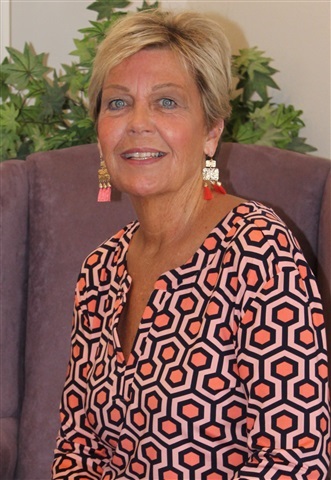 Profile picture of Beth Junior