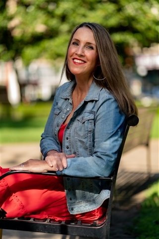 Profile picture of Rachel Mundy