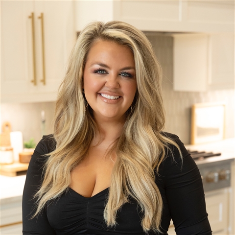 Profile picture of Courtney Channell