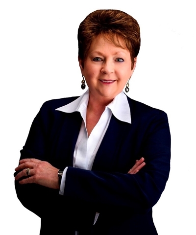 Profile picture of Debbie Finley