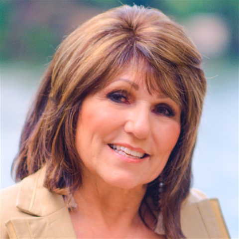 Profile picture of Marilyn Anglin