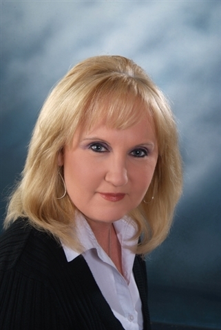 Profile picture of Pamela Cable