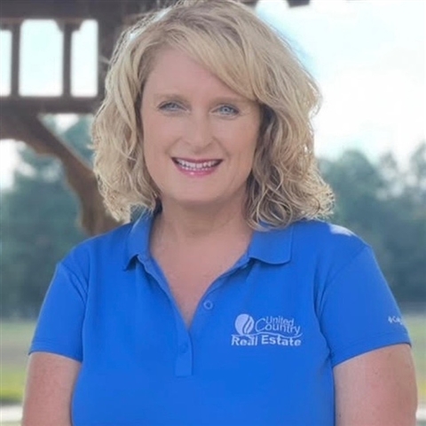 Profile picture of Angela Gallaher