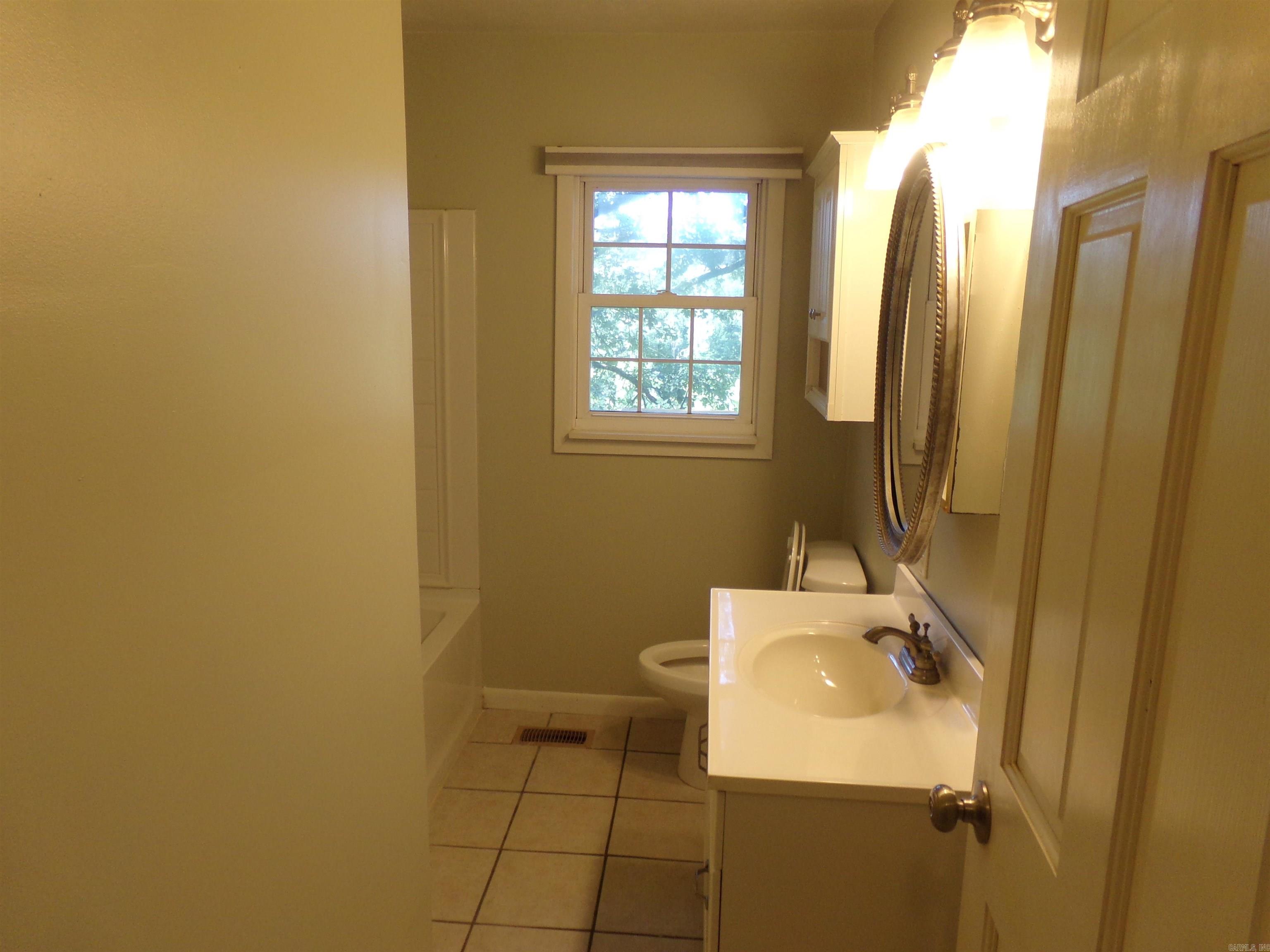 1601 Garland  North Little Rock, AR
