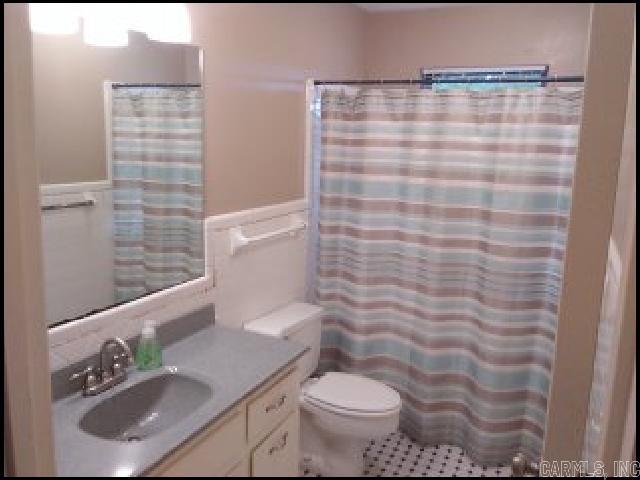 5800 N Walnut  North Little Rock, AR