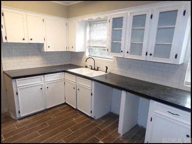 5803 Chaucer  Little Rock, AR