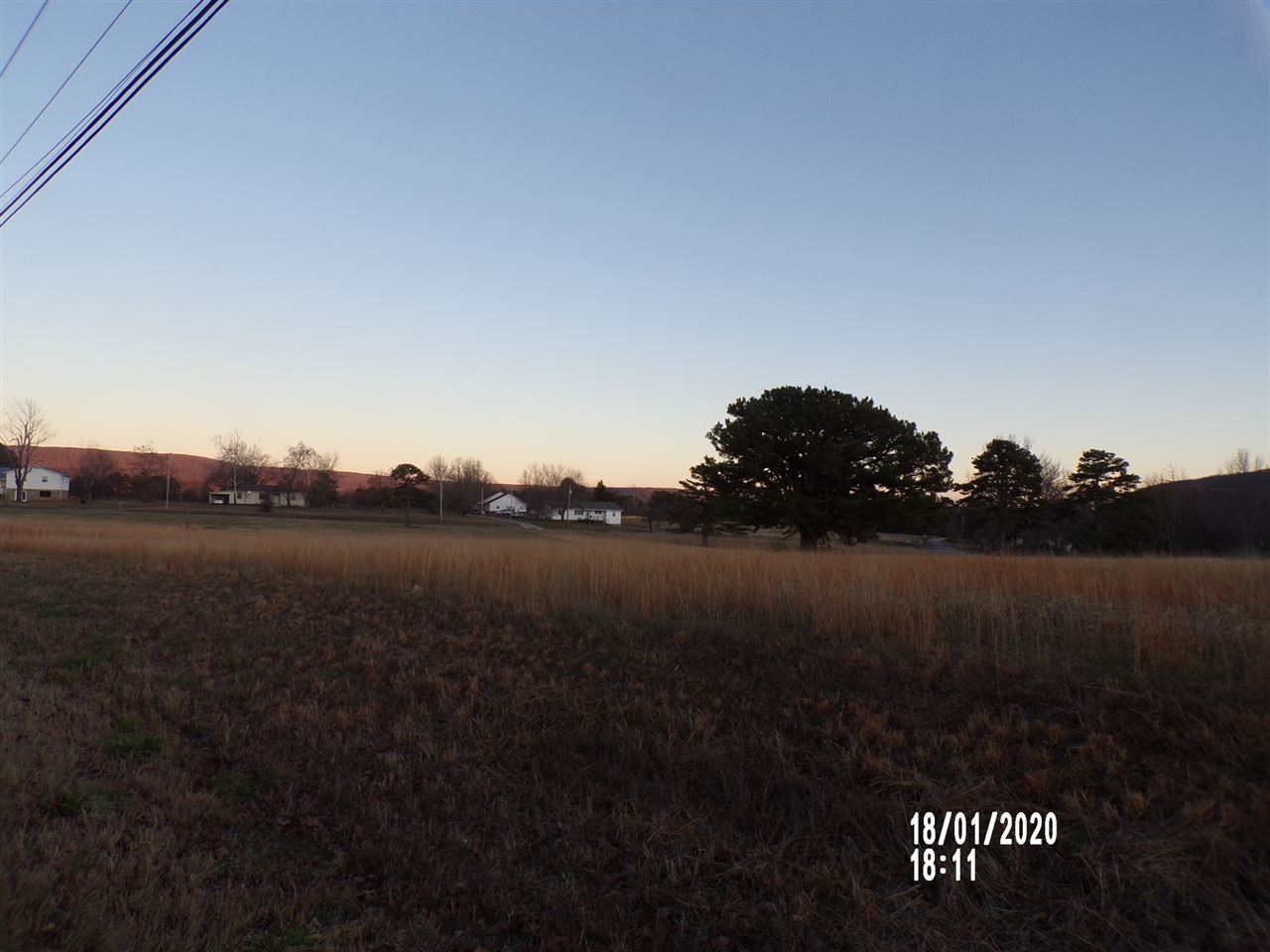  E MAIN  Mountain View, AR