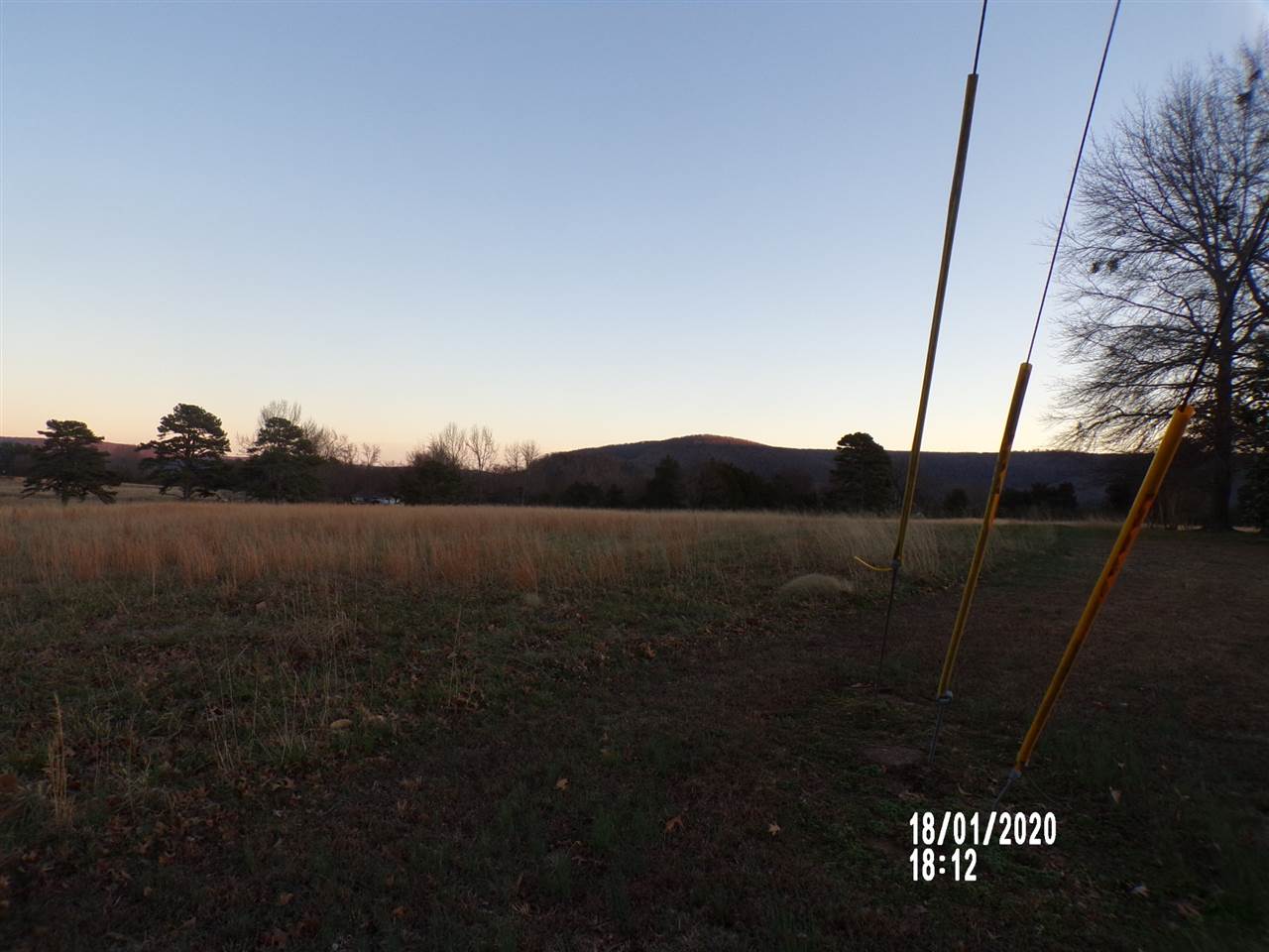  E MAIN  Mountain View, AR