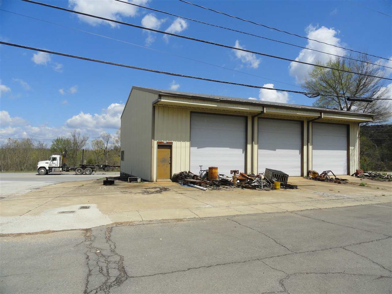 501 E Main Street Marshall, AR 72650