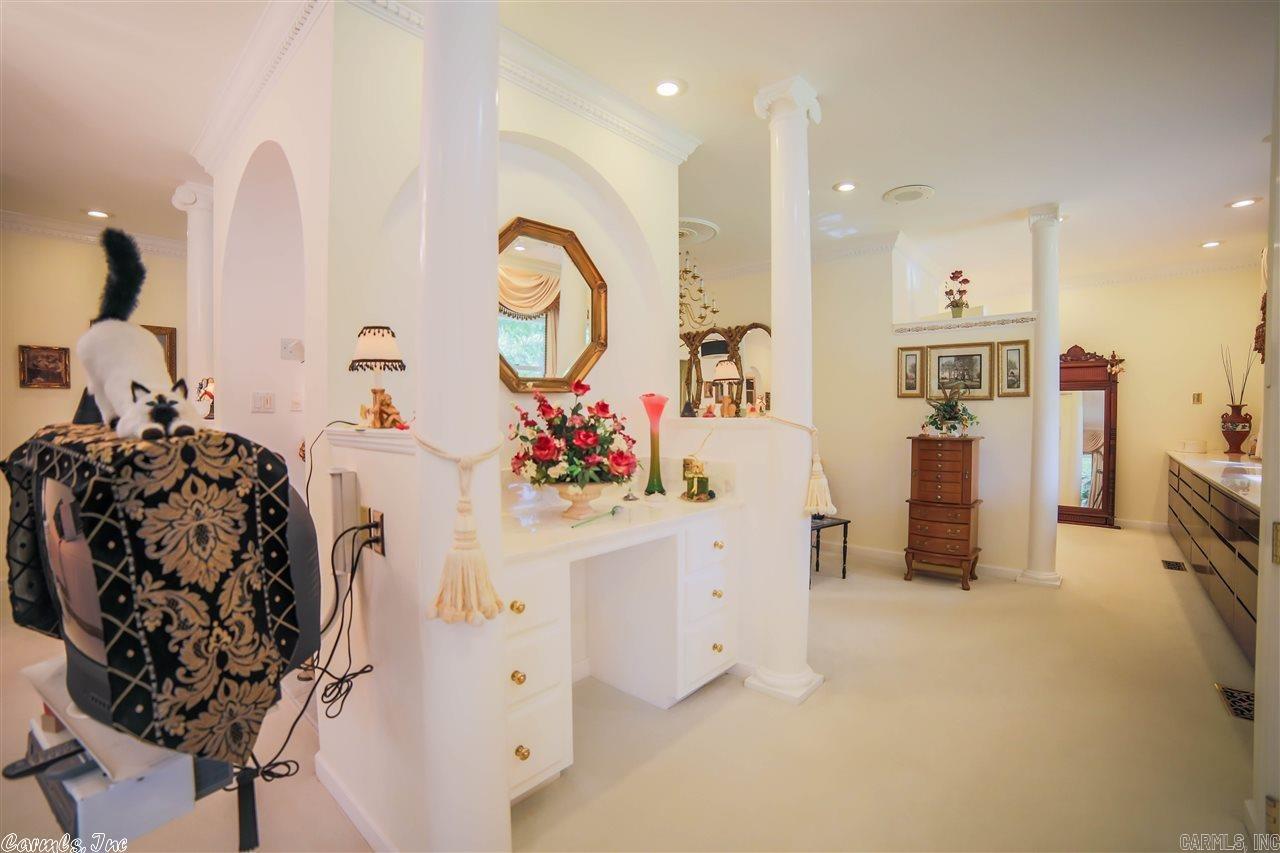 5 Edenwood Lane North Little Rock, AR 72116