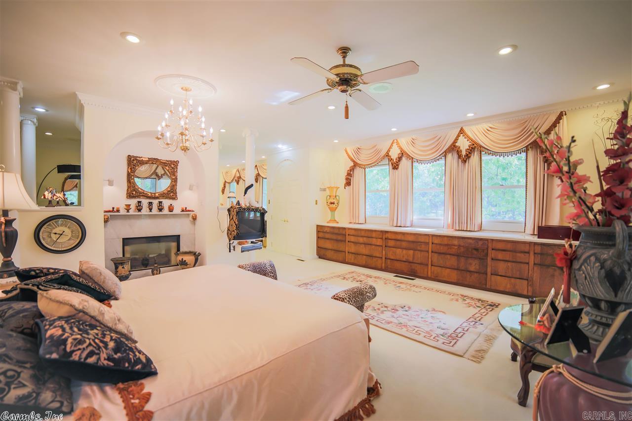 5 Edenwood Lane North Little Rock, AR 72116