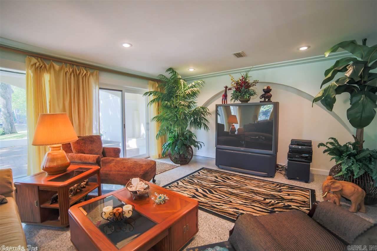 5 Edenwood Lane North Little Rock, AR 72116