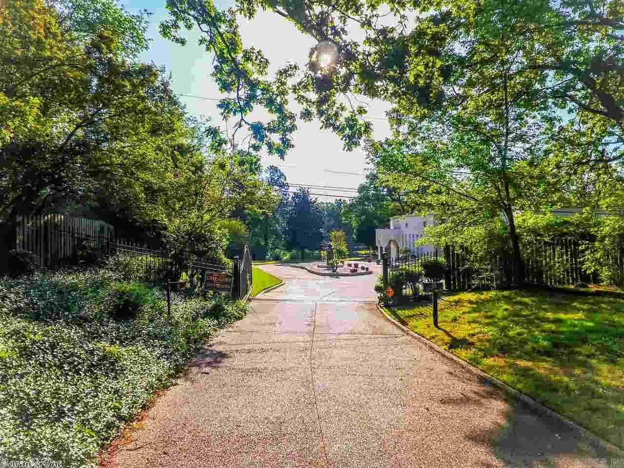 5 Edenwood Lane North Little Rock, AR 72116