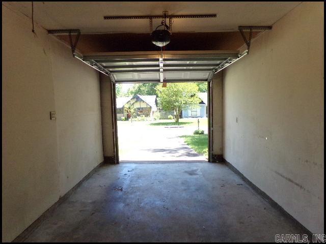 49 Oak Forest  Maumelle, AR