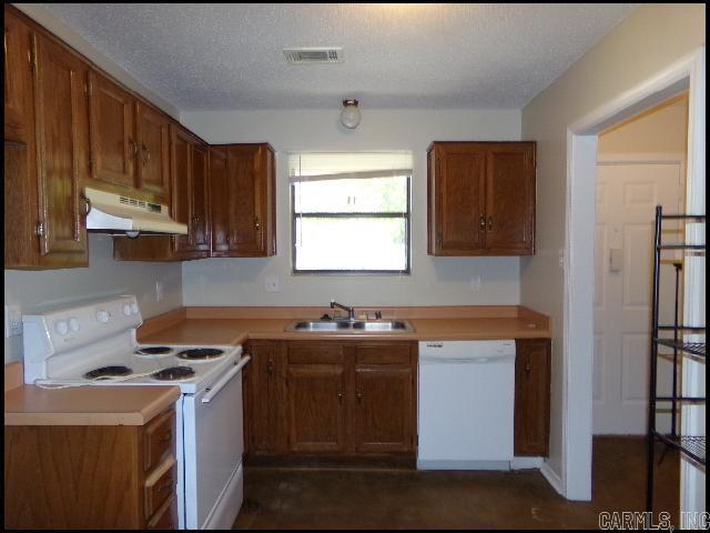 49 Oak Forest  Maumelle, AR