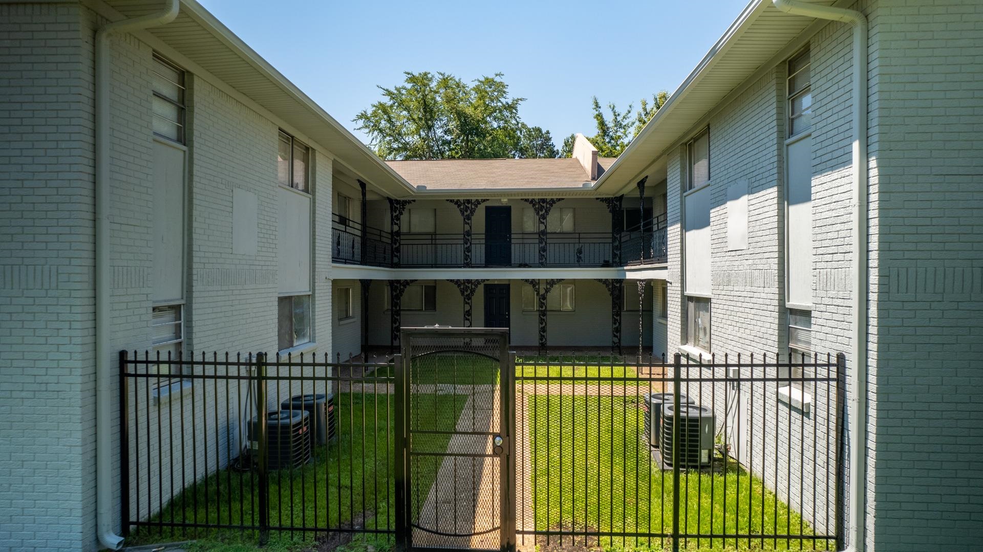 818 W 28th  Pine Bluff, AR