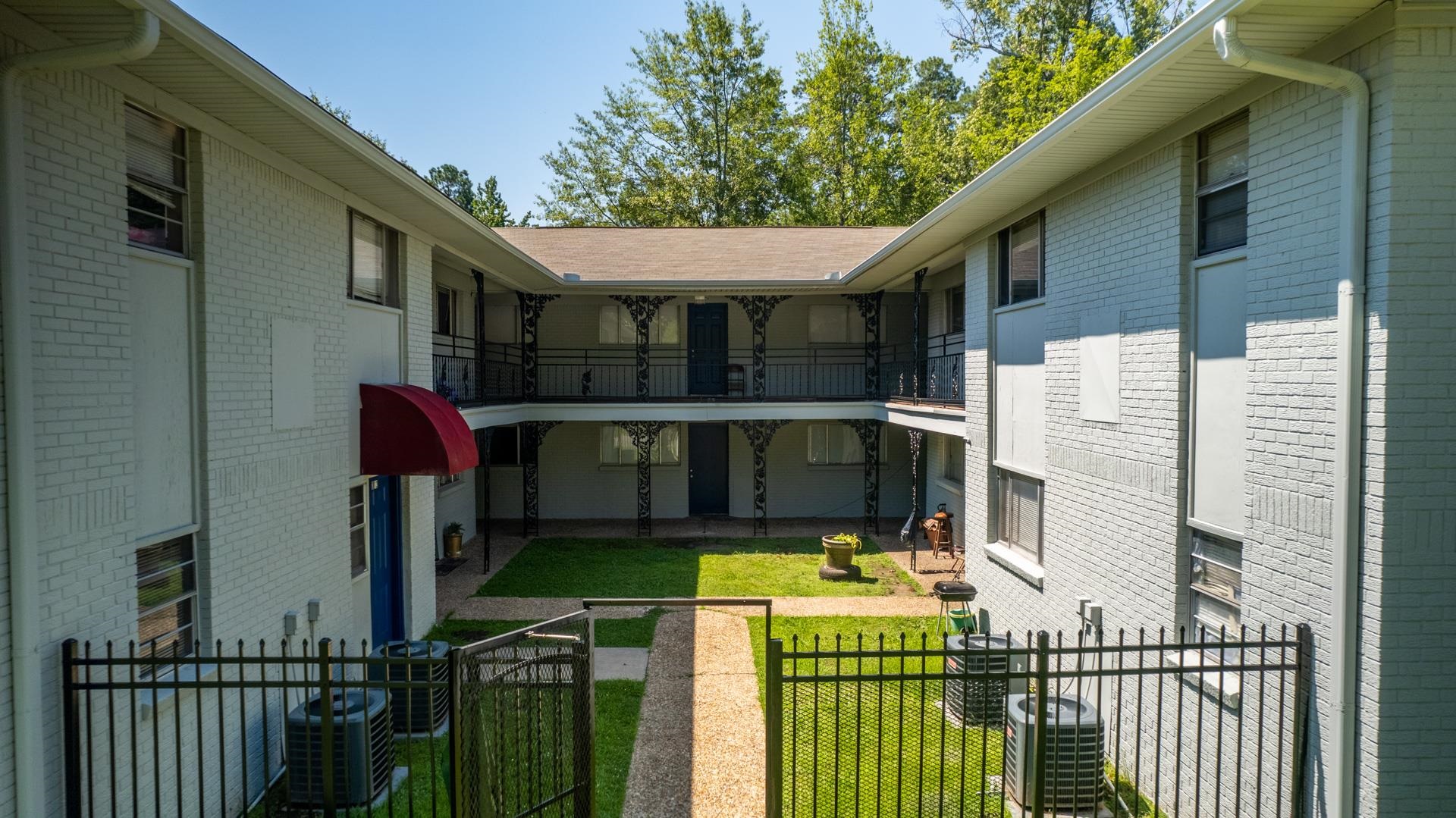 818 W 28th  Pine Bluff, AR