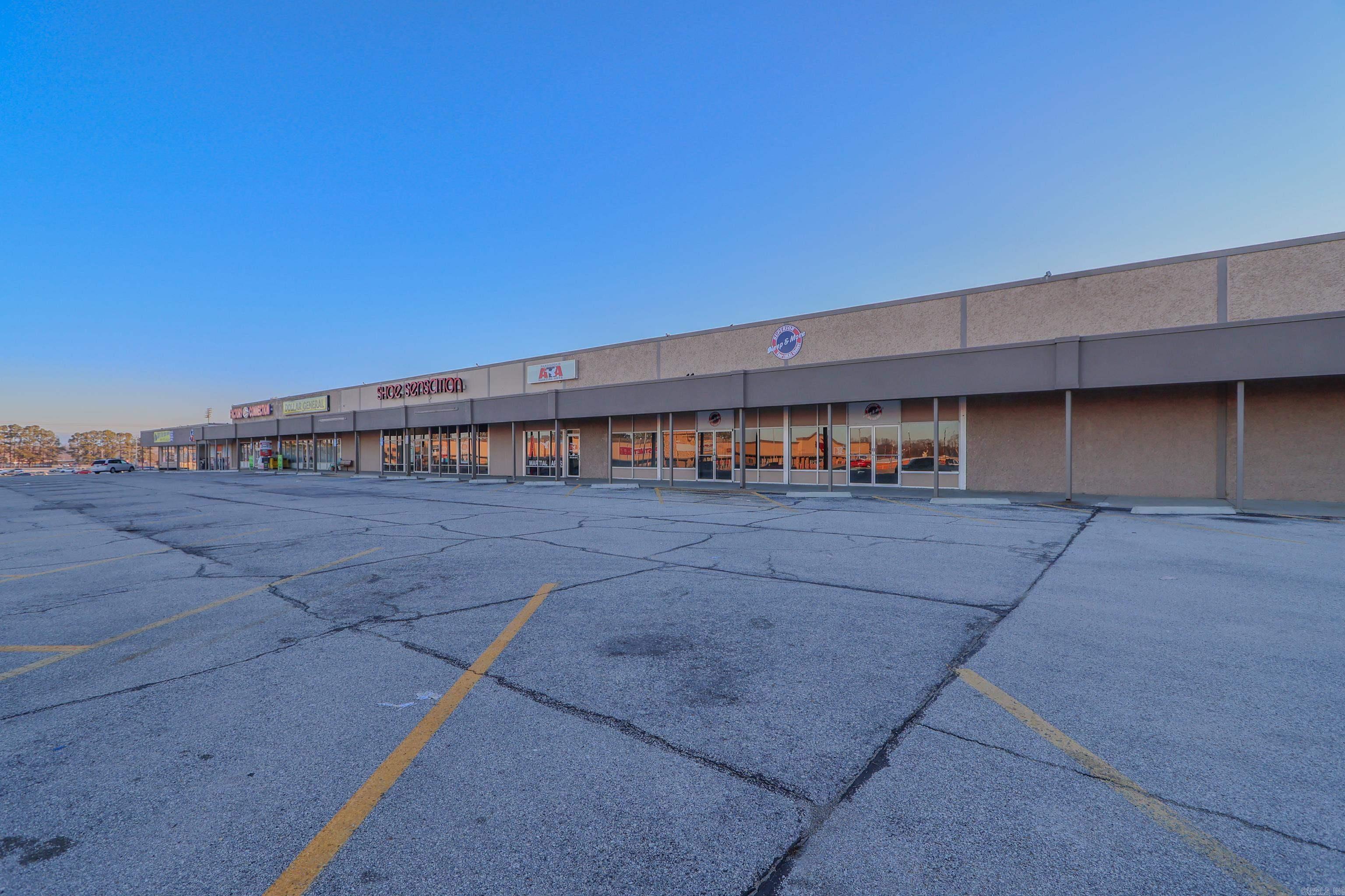 1723 W KINGSHIGHWAY STE 5 PARAGOULD PLAZA STE 5 Paragould, AR