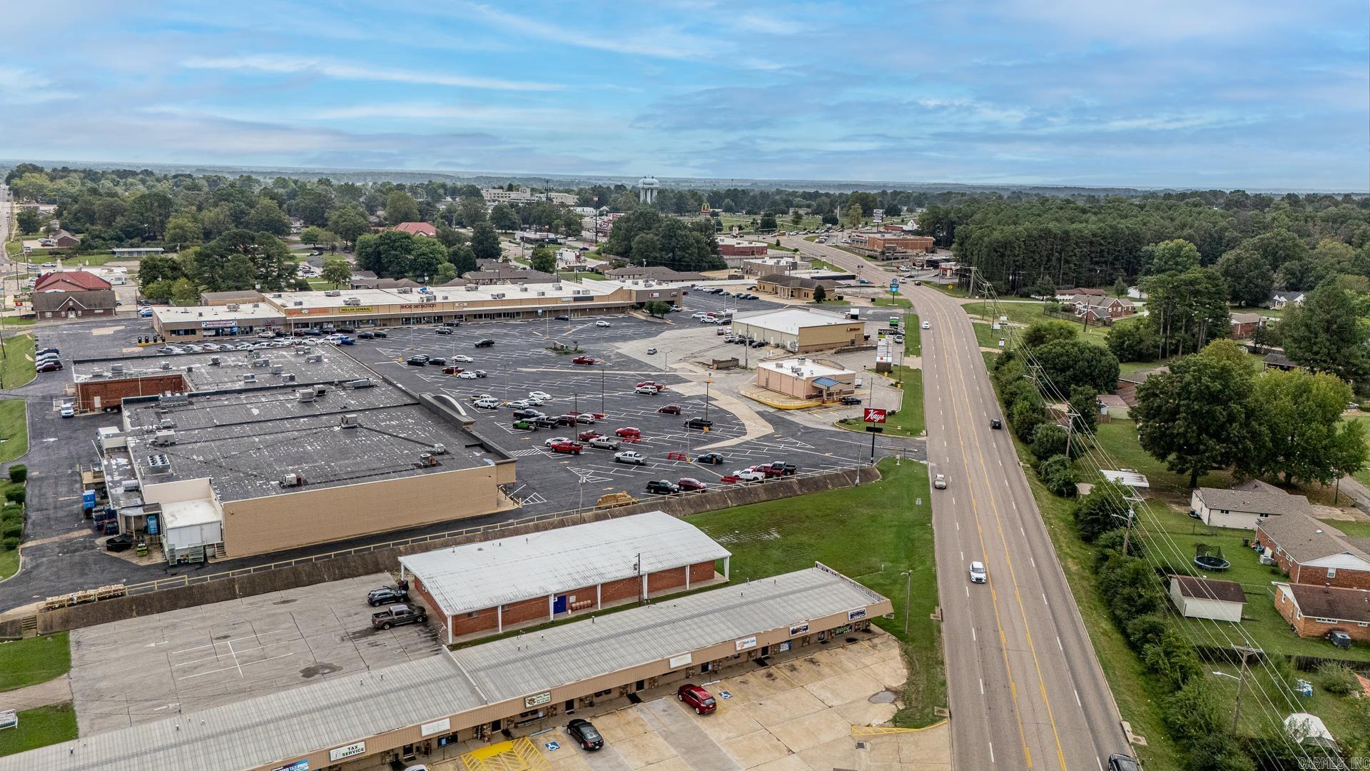 1723 W KINGSHIGHWAY STE 4 PARAGOULD PLAZA STE 4 Paragould, AR