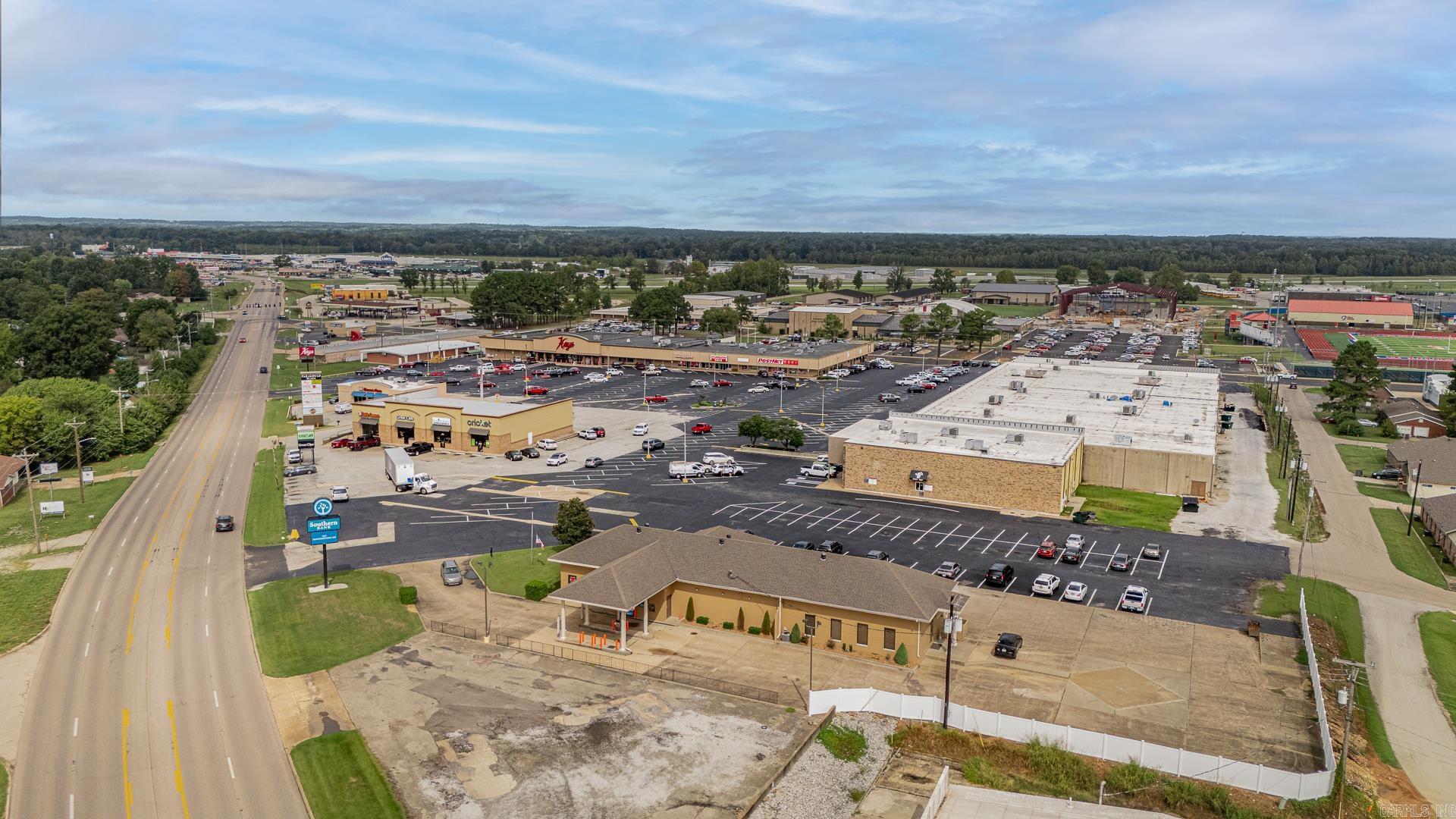 1723 W KINGSHIGHWAY STE 4 PARAGOULD PLAZA STE 4 Paragould, AR