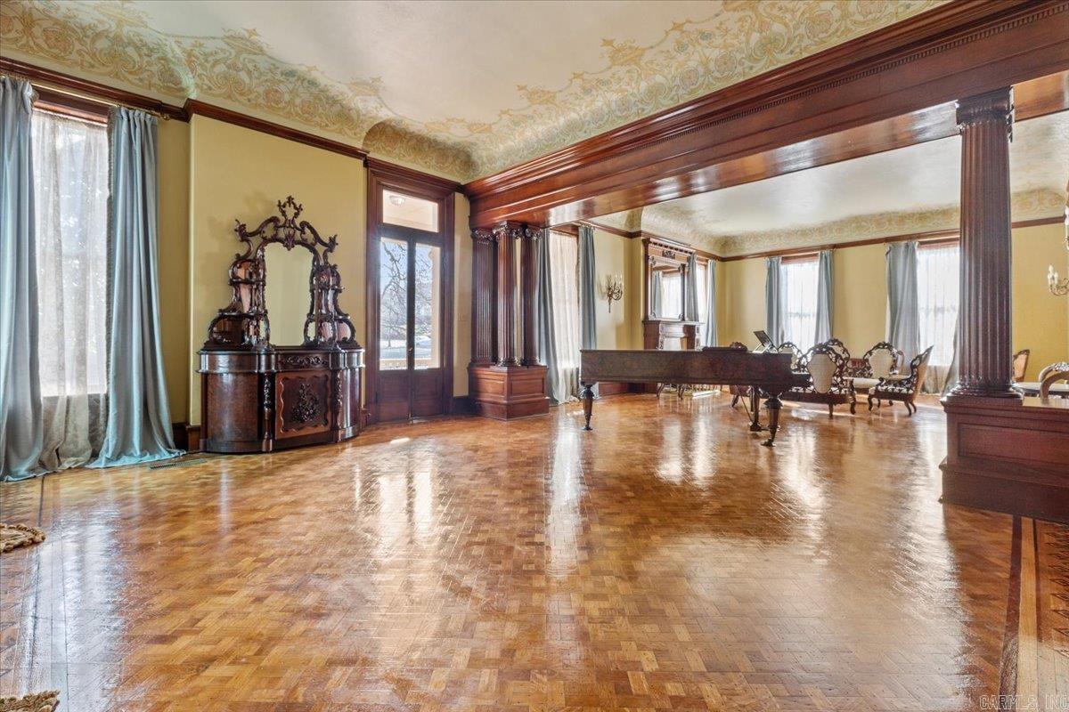 1619 Louisiana Street  Little Rock, AR