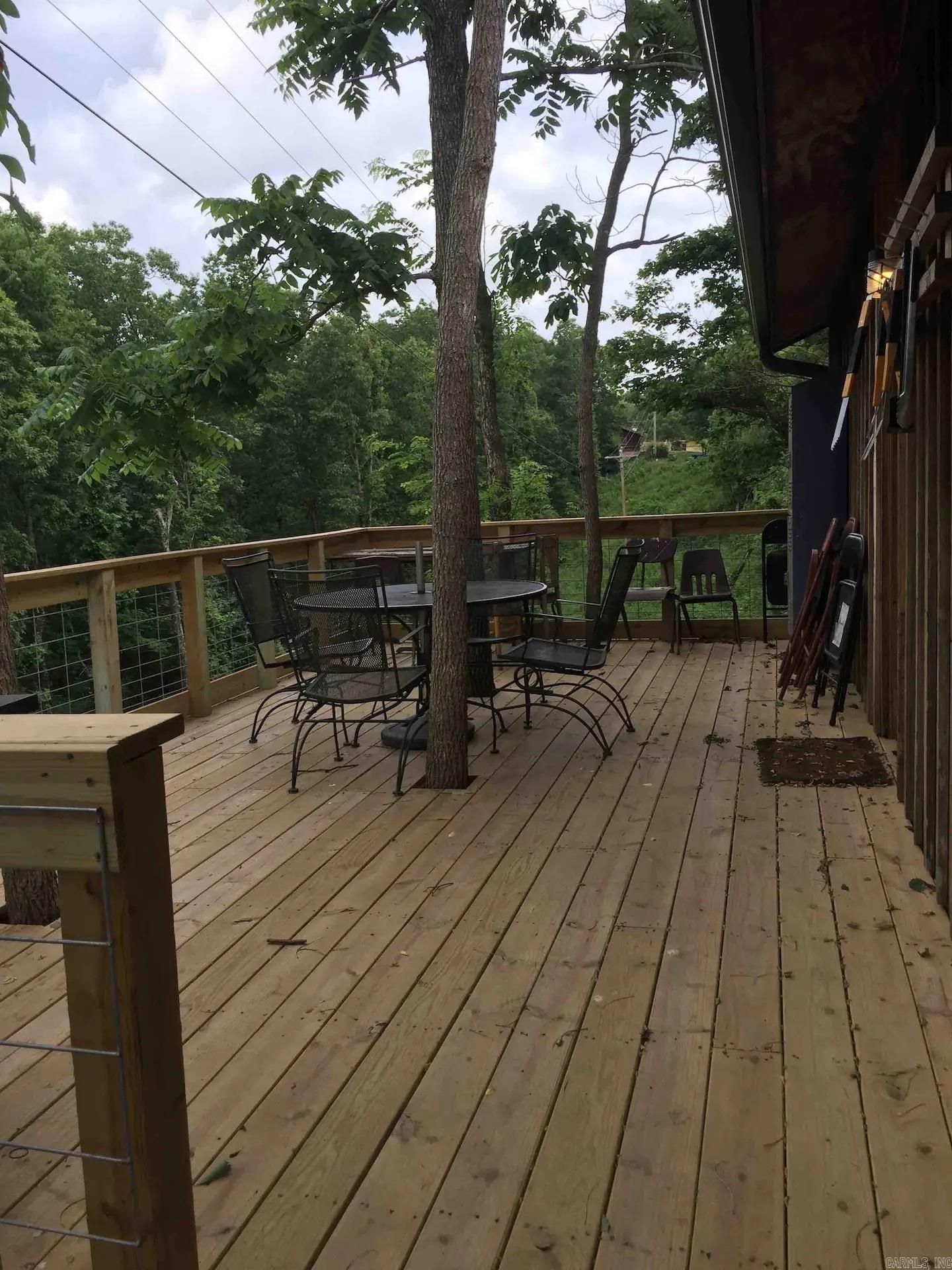 6237 AR 16 HWY  Fallsville, AR