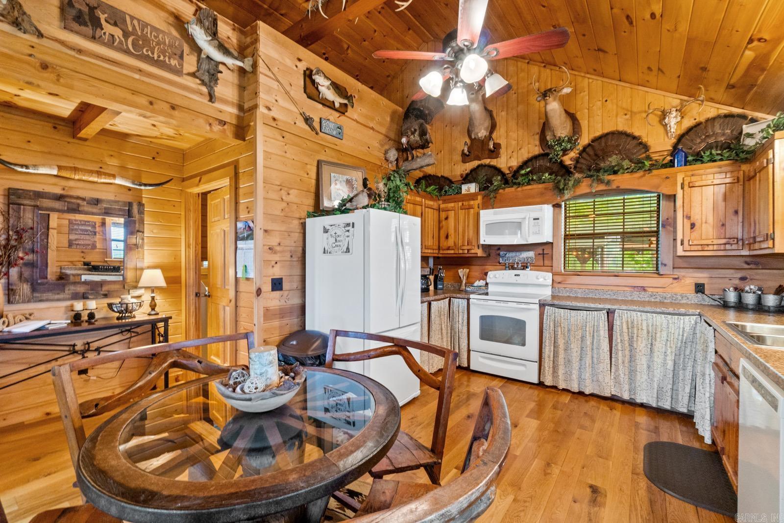 1636 S Maumee Road Marshall, AR 72650