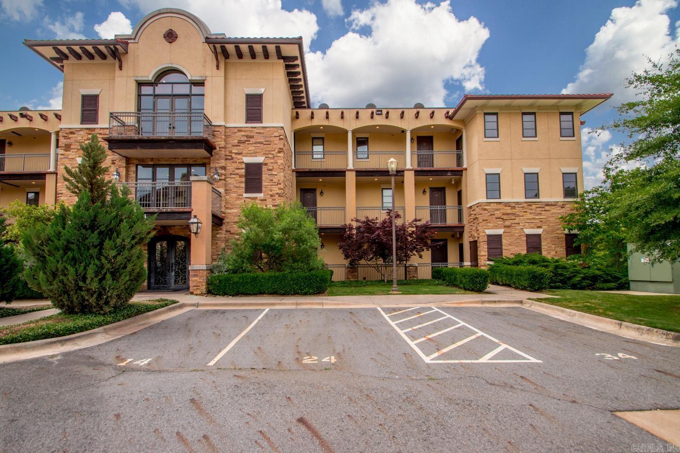 600 Chenal Woods  Little Rock, AR