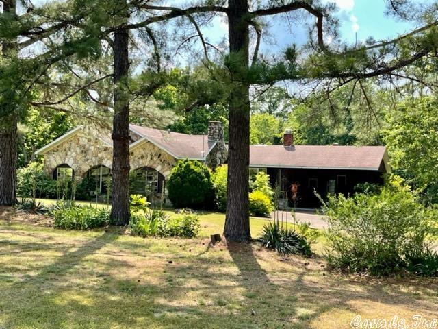 31 Nix Lane Ash Flat, AR 72513