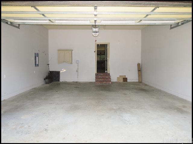 21 Commentry  Little Rock, AR