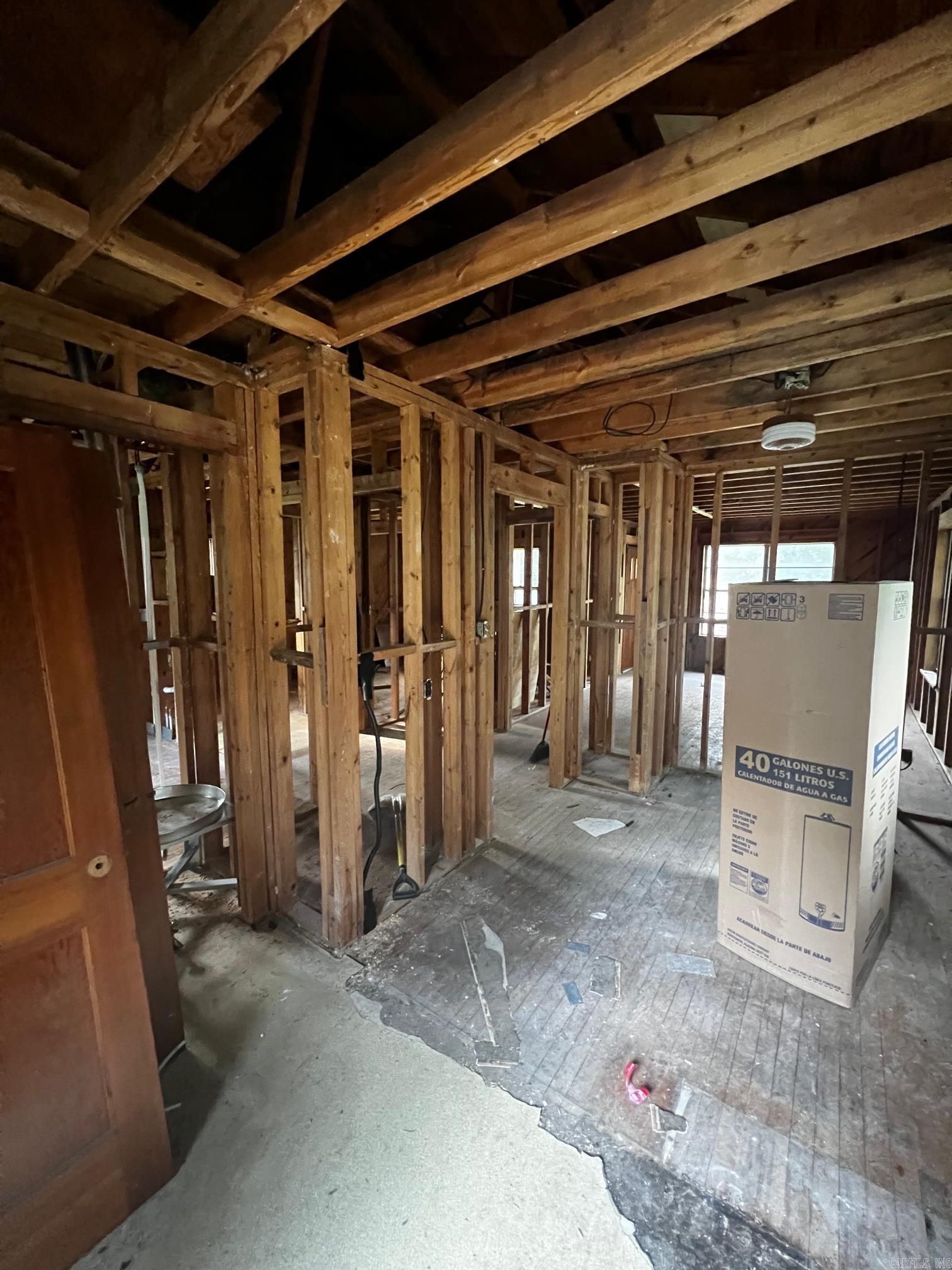 915 W Sevier Street — photo 3