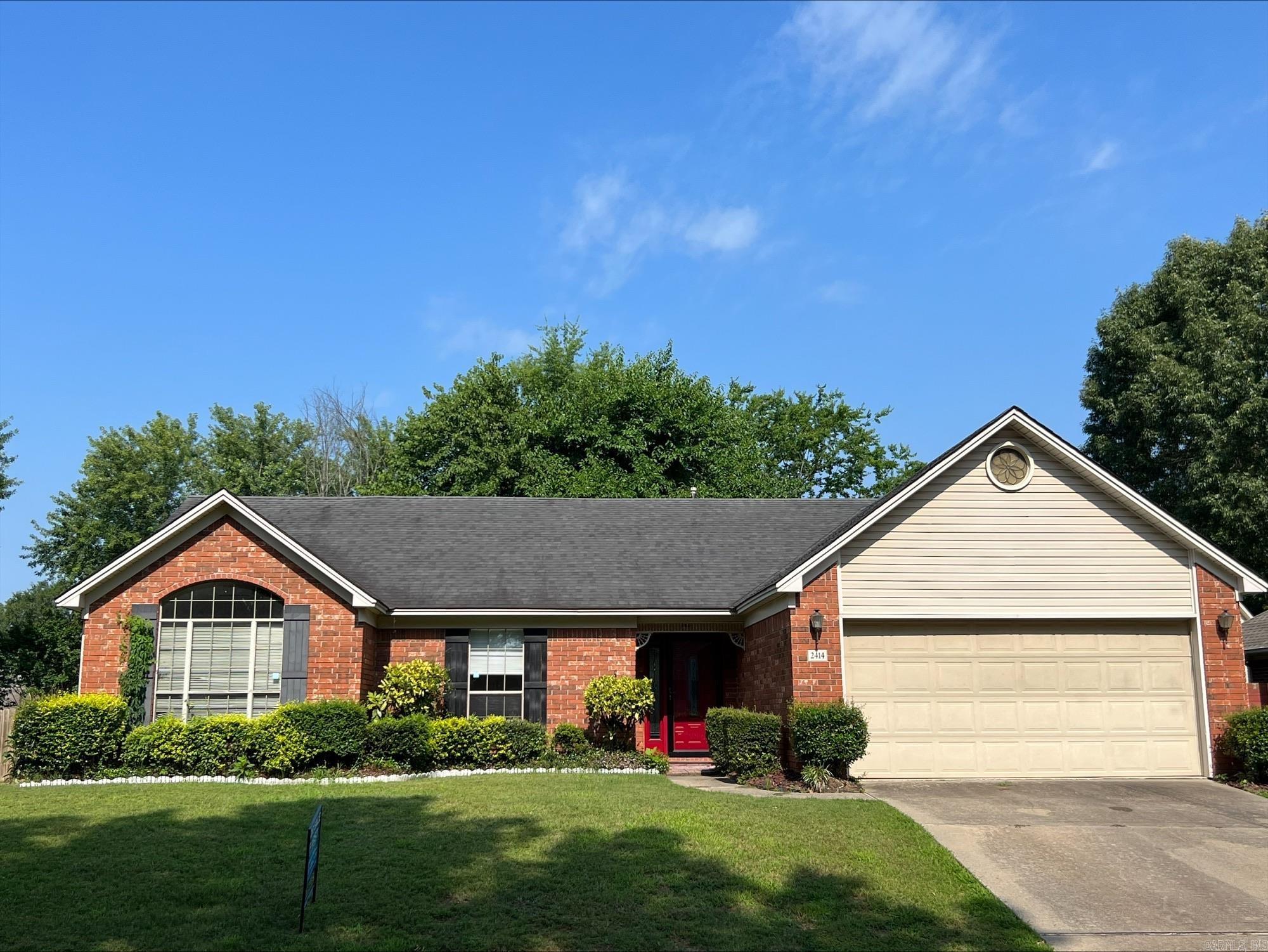 2414 Red Bud Cove