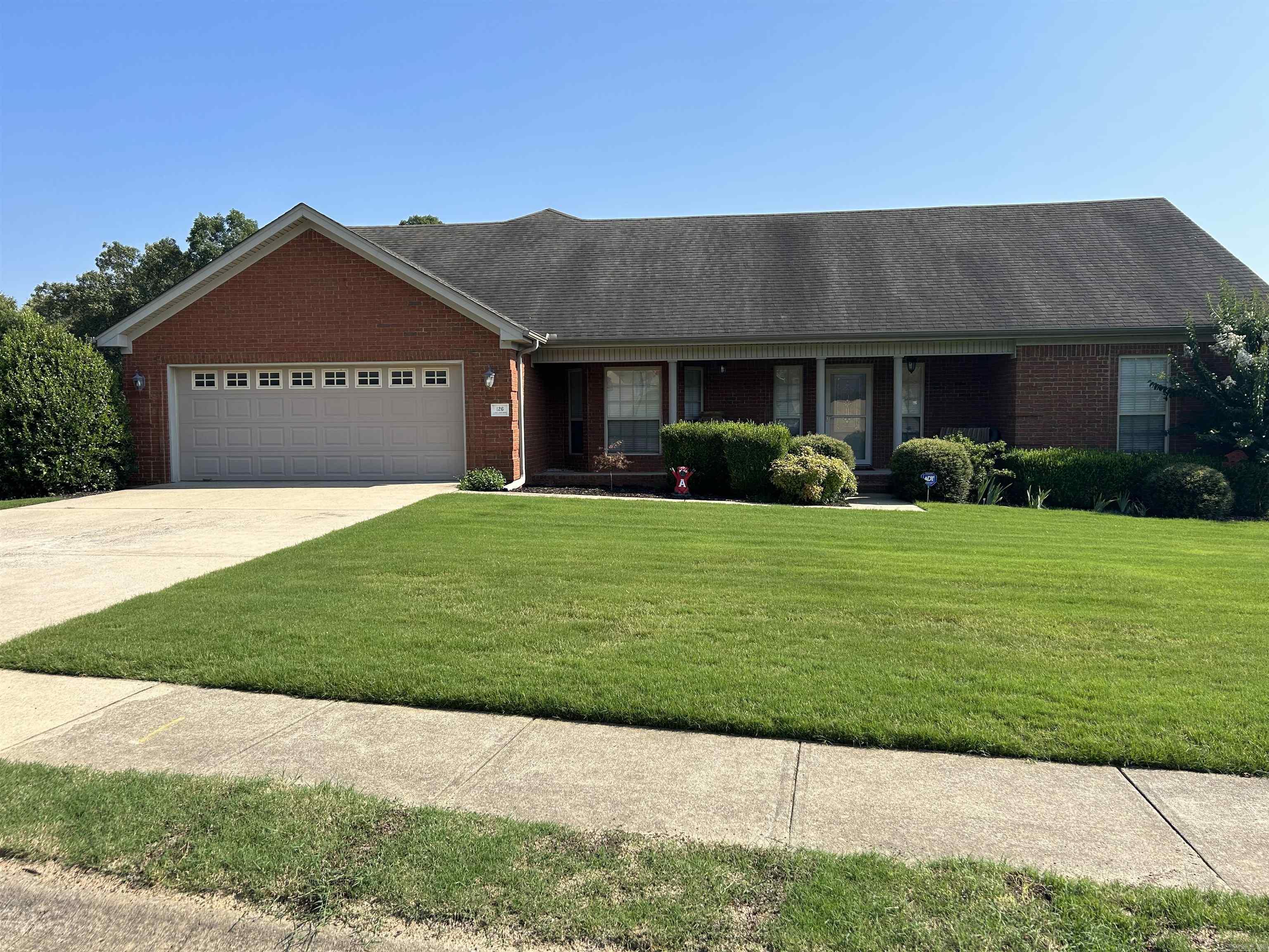 126 Lakeland Drive