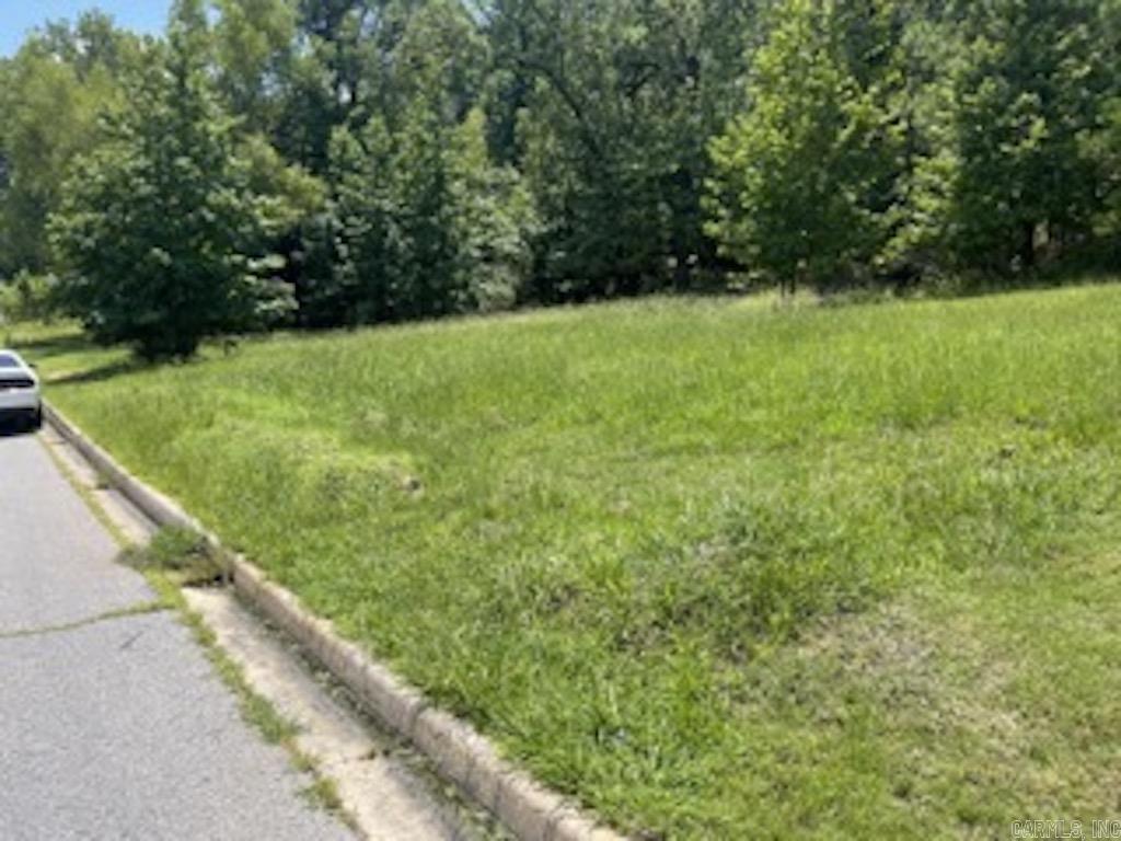 109 Navajo Trail  Maumelle, AR