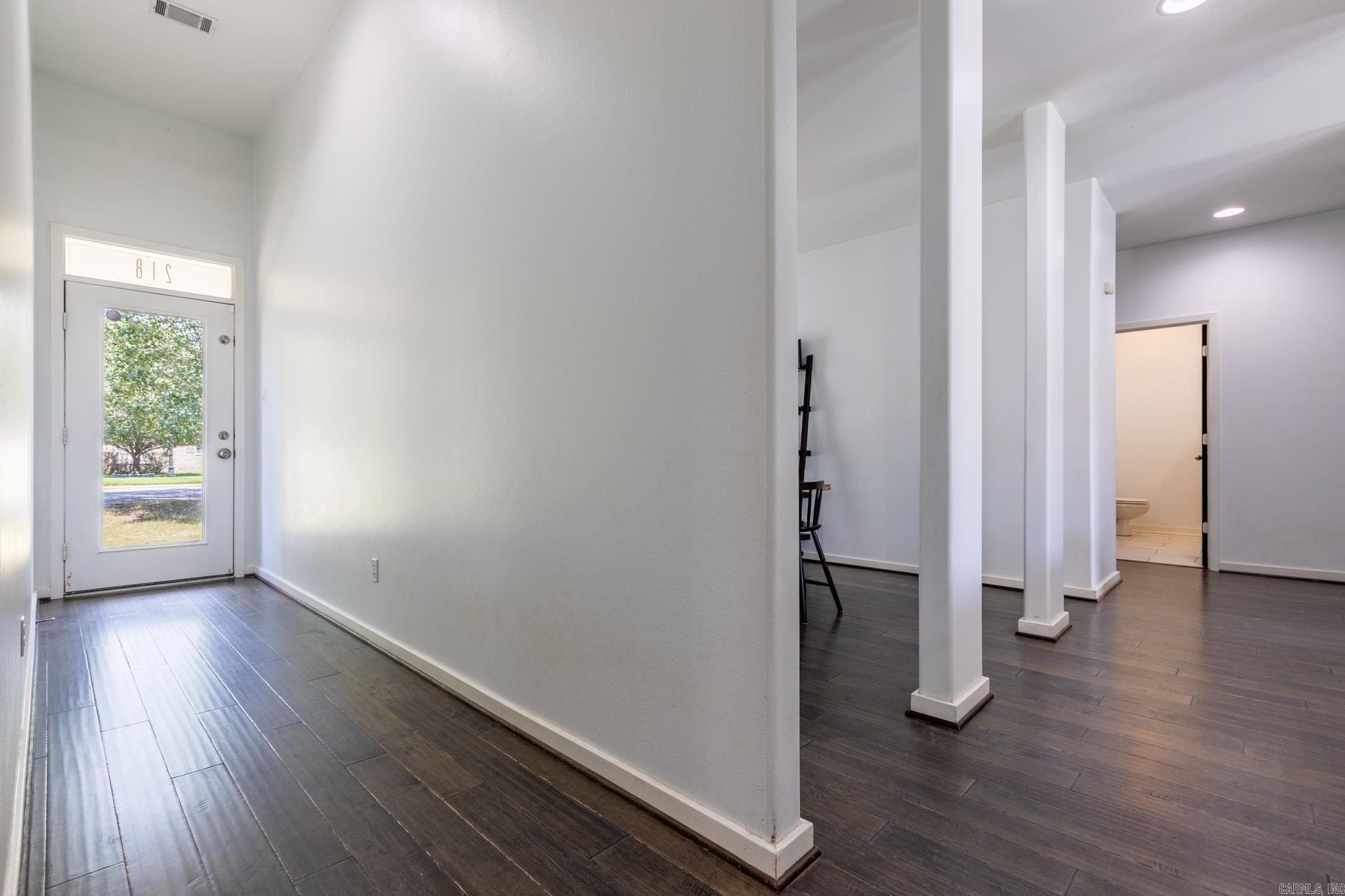 218 Country Club Parkway — photo 5