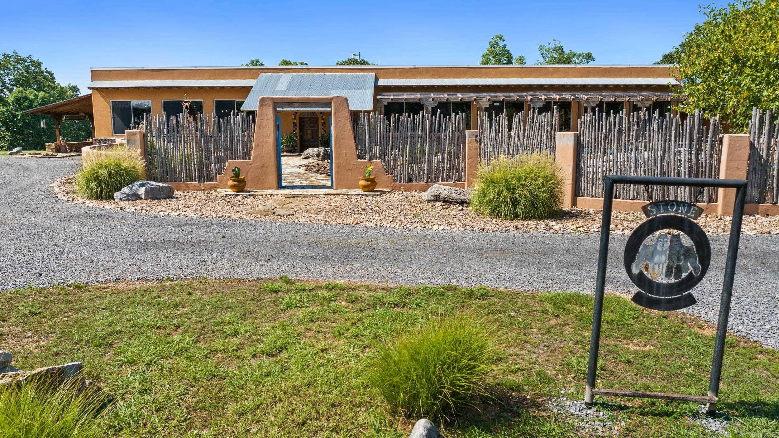 2115 Schnauzer Lane Harriet, AR 72639