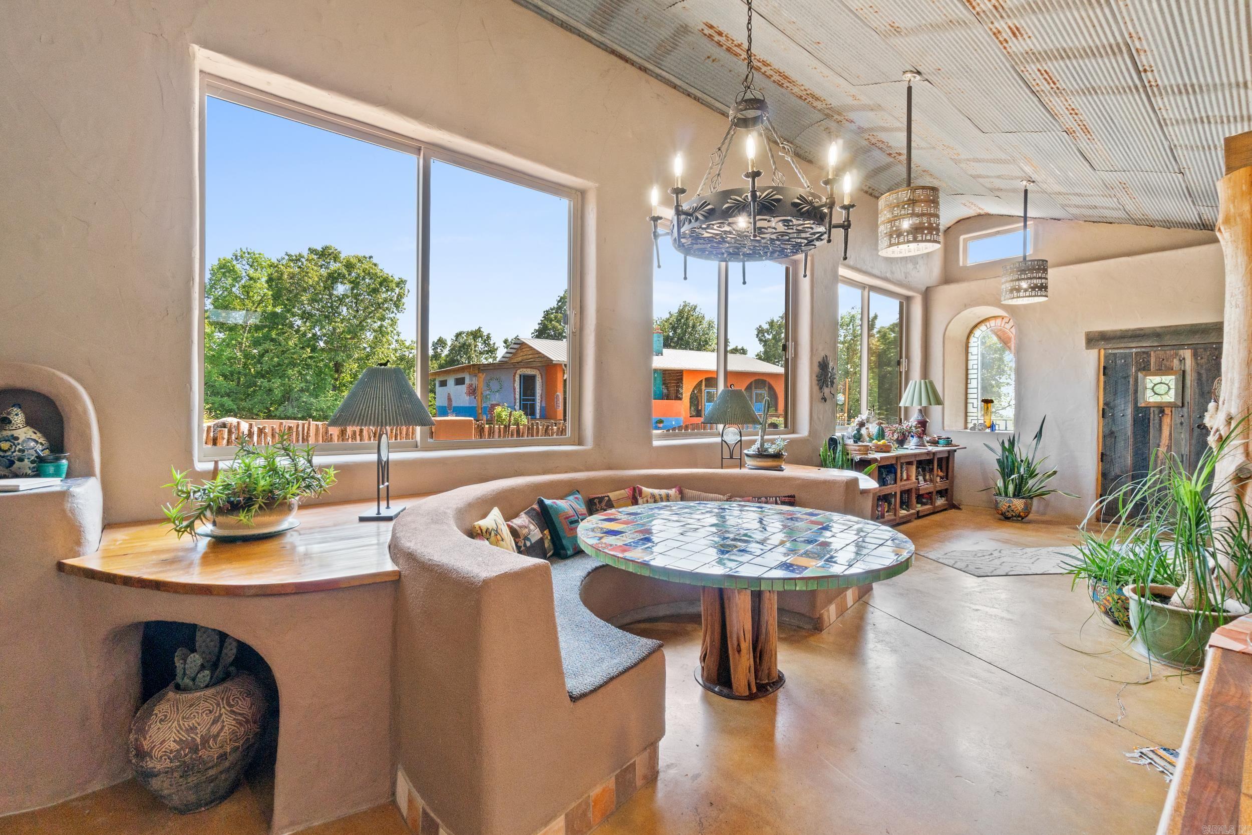 2115 Schnauzer Lane Harriet, AR 72639