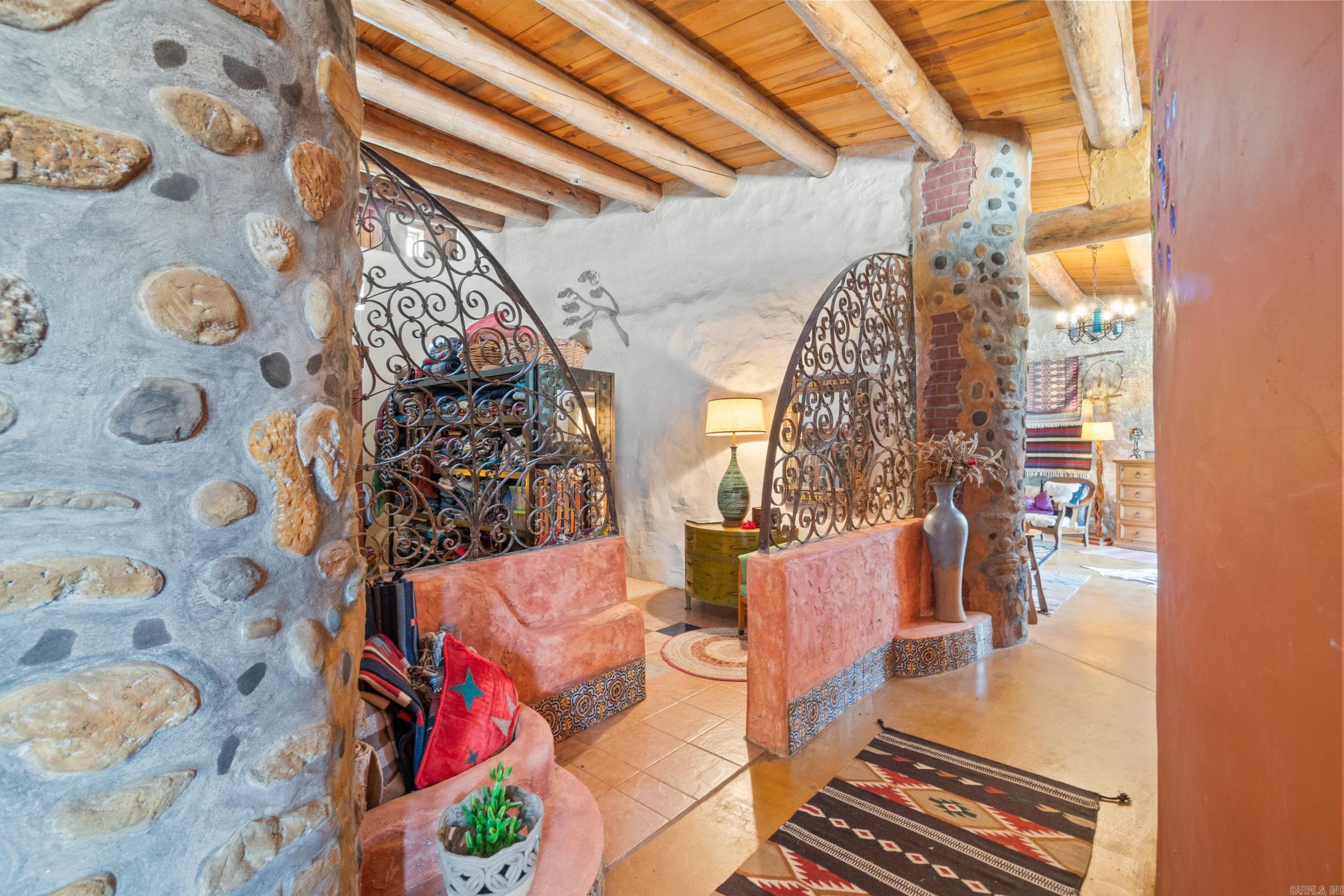 2115 Schnauzer Lane Harriet, AR 72639