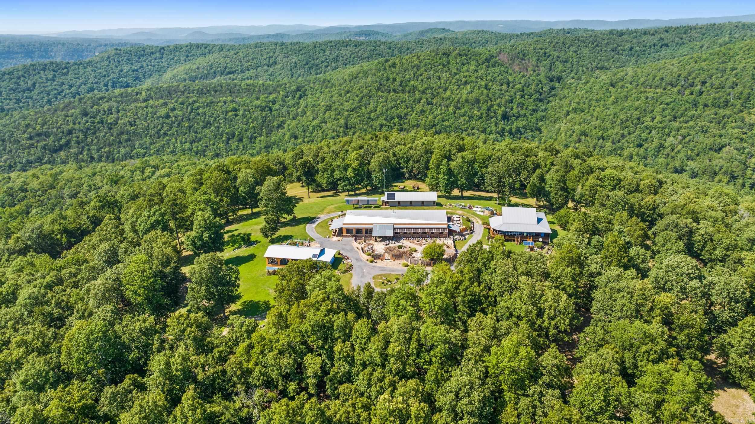 2115 Schnauzer Lane Harriet, AR 72639