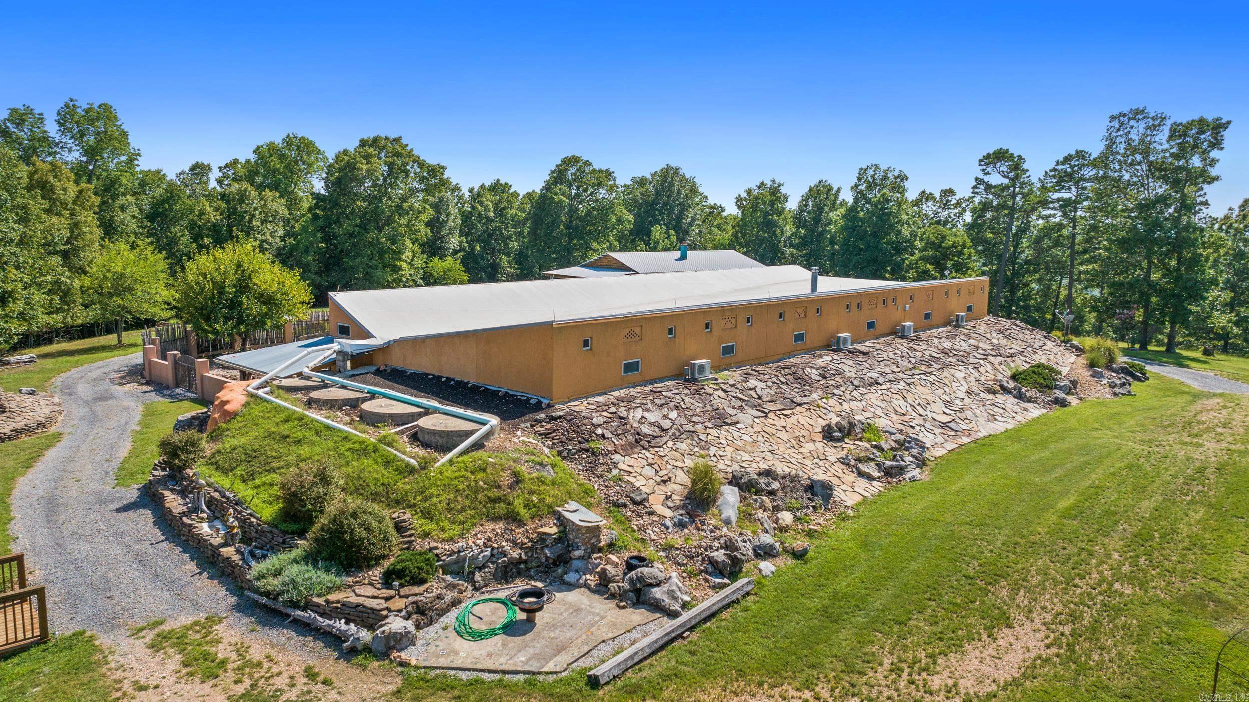 2115 Schnauzer Lane Harriet, AR 72639