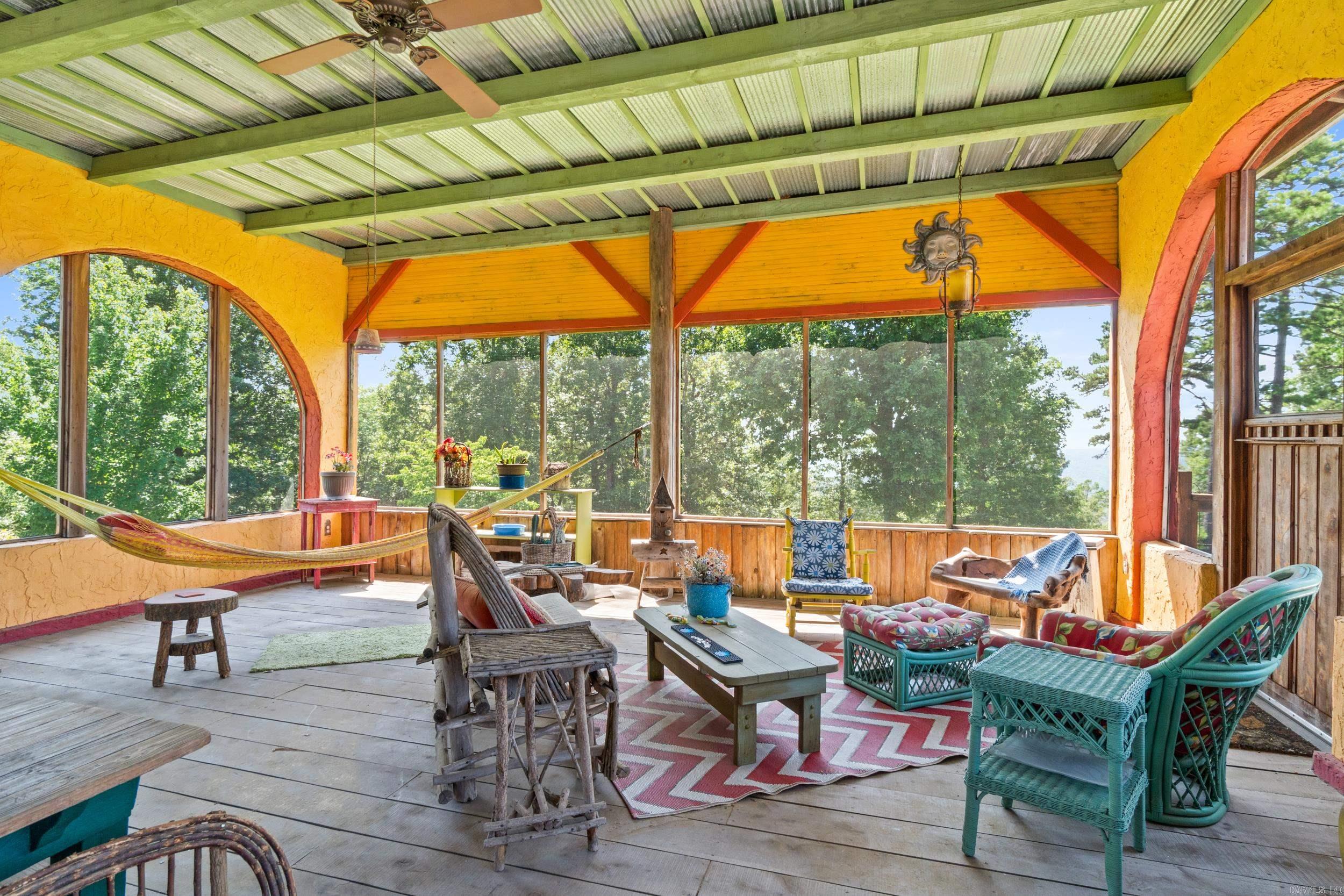 2115 Schnauzer Lane Harriet, AR 72639