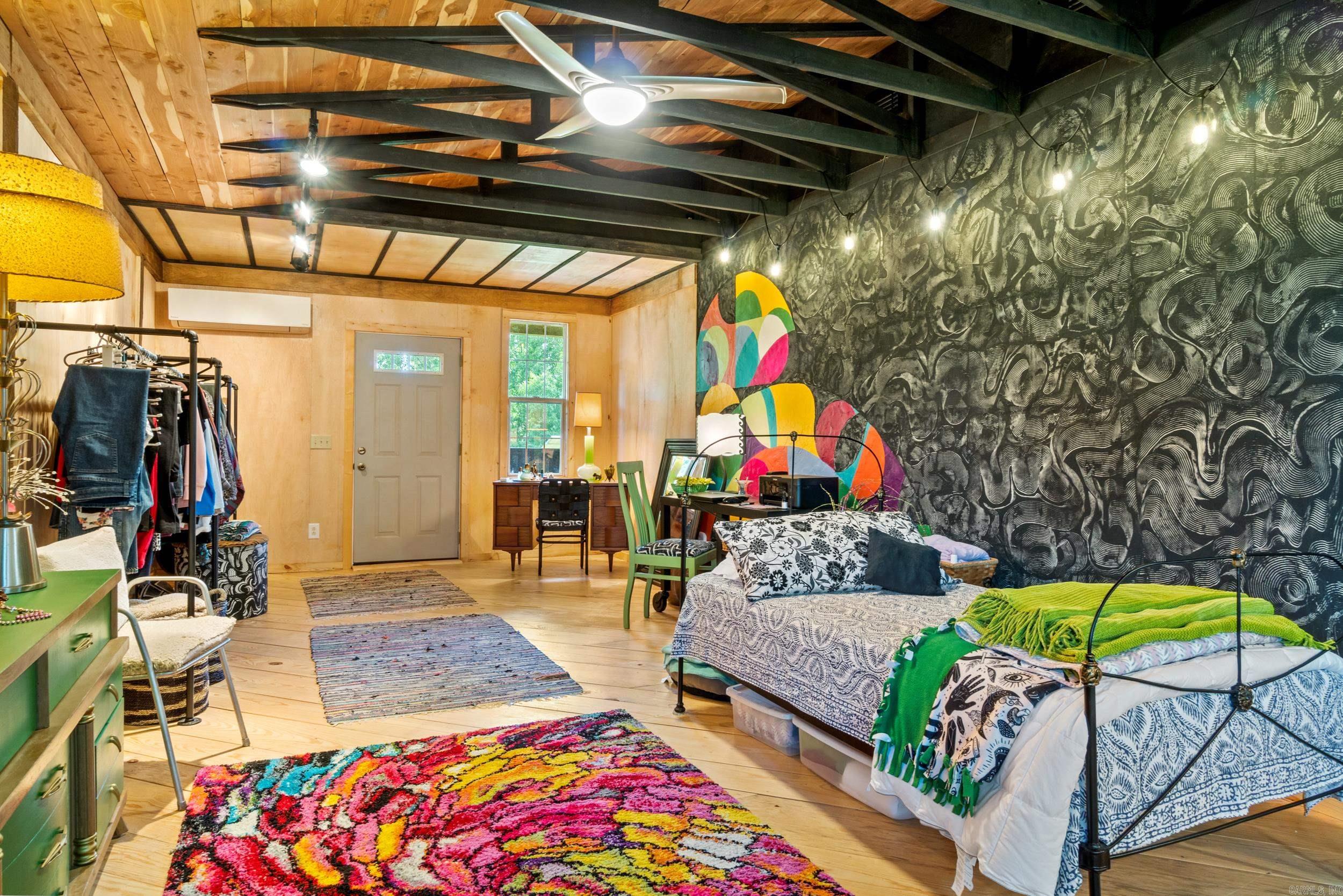 2115 Schnauzer Lane Harriet, AR 72639