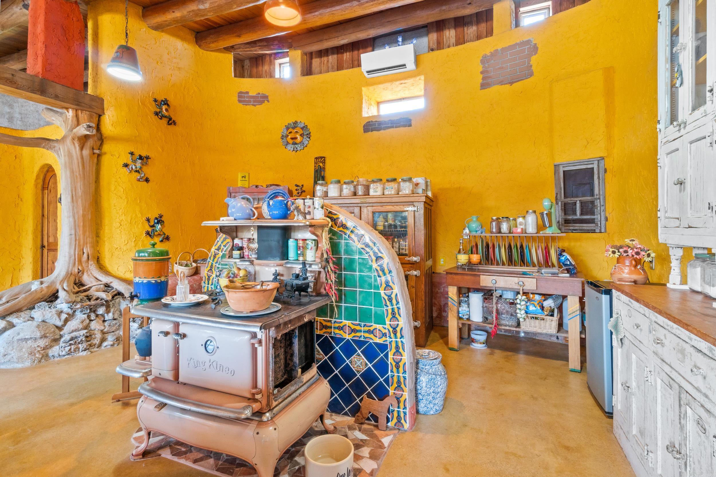 2115 Schnauzer Lane Harriet, AR 72639