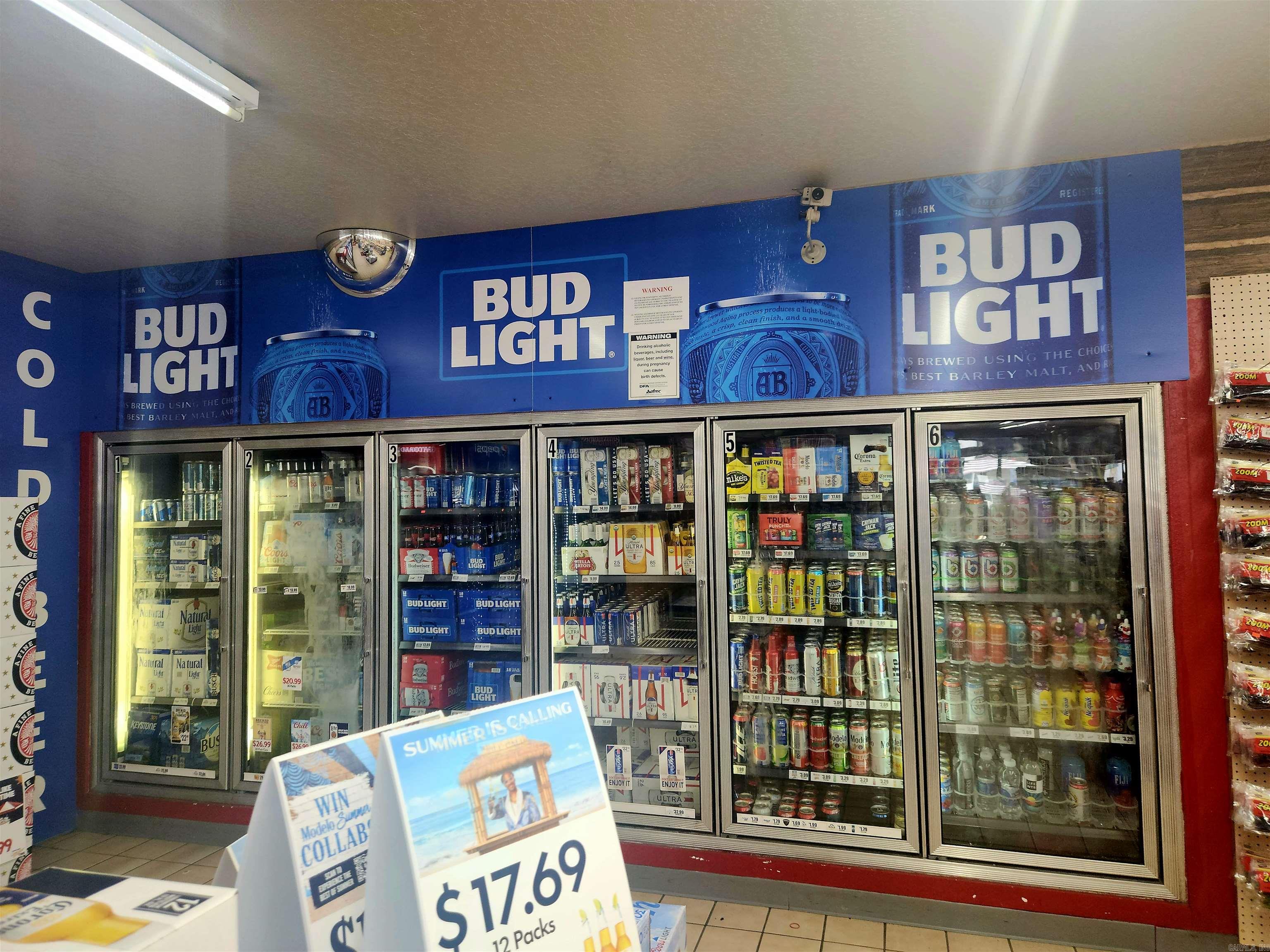 15920-16000 N I-30  Benton, AR