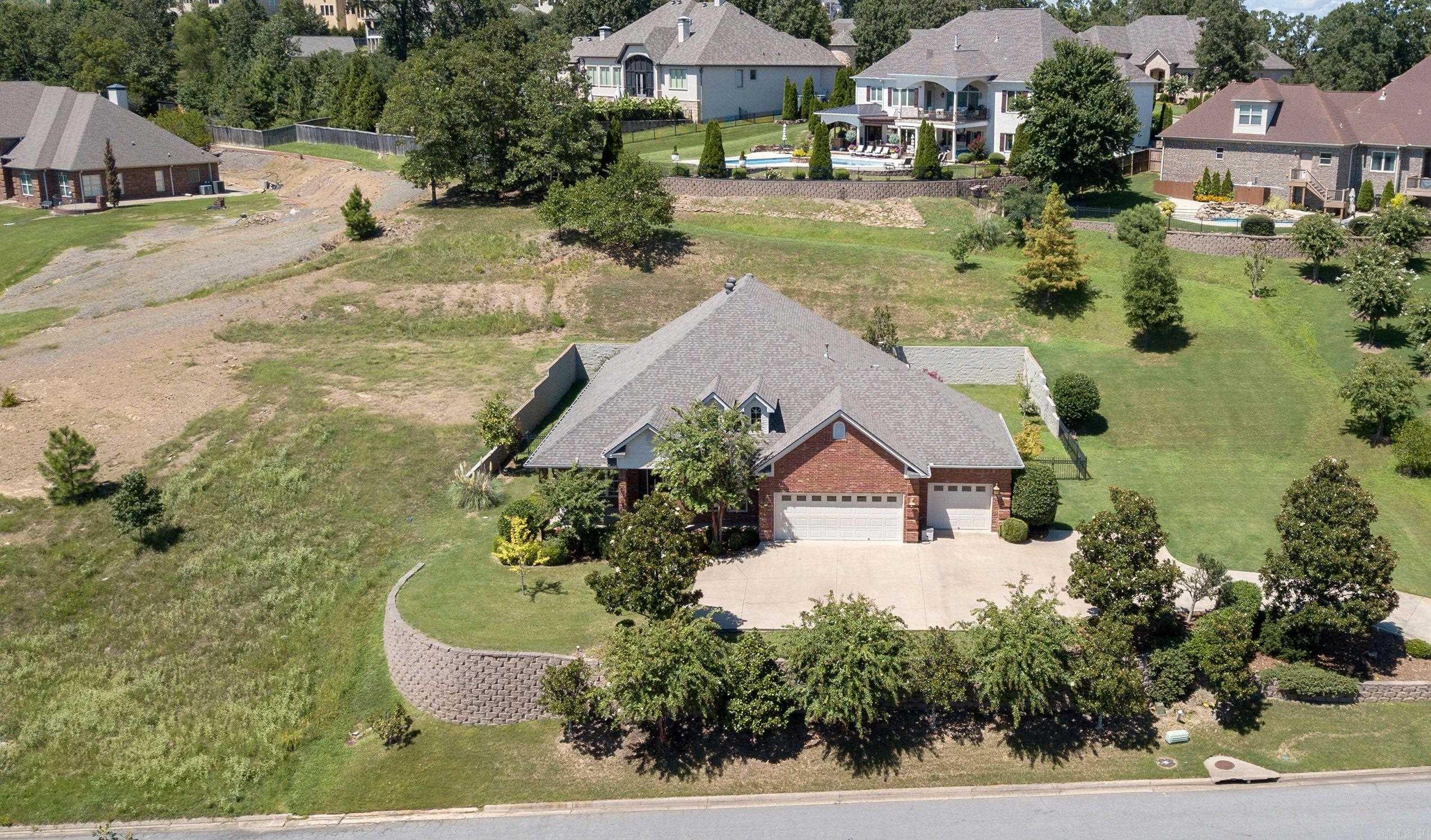 108 Oneida Way — photo 3