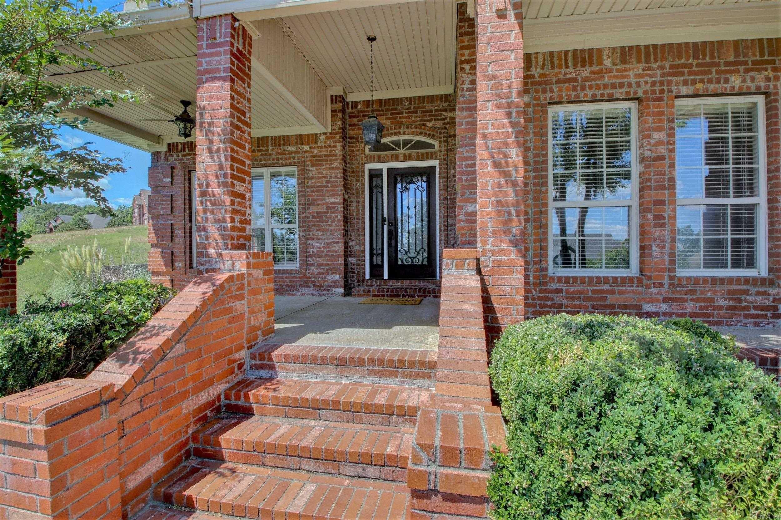 108 Oneida Way — photo 5