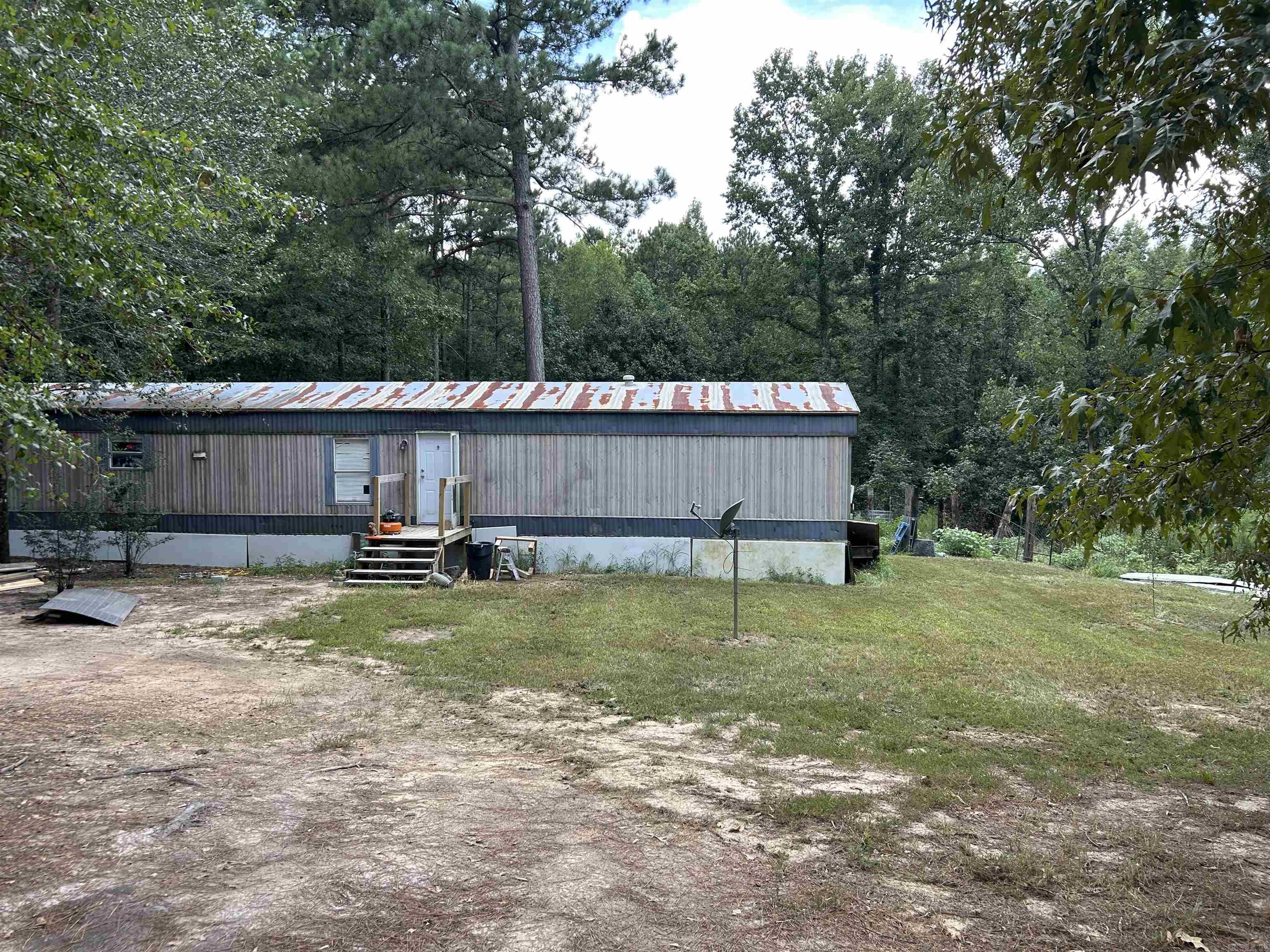 18575 Marilyn Drive — photo 2
